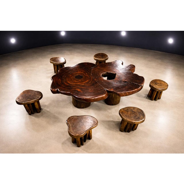 This powerful sculptural table is a striking example of the Brazilian “Denúncia” movement of the 1970s—a radical design...