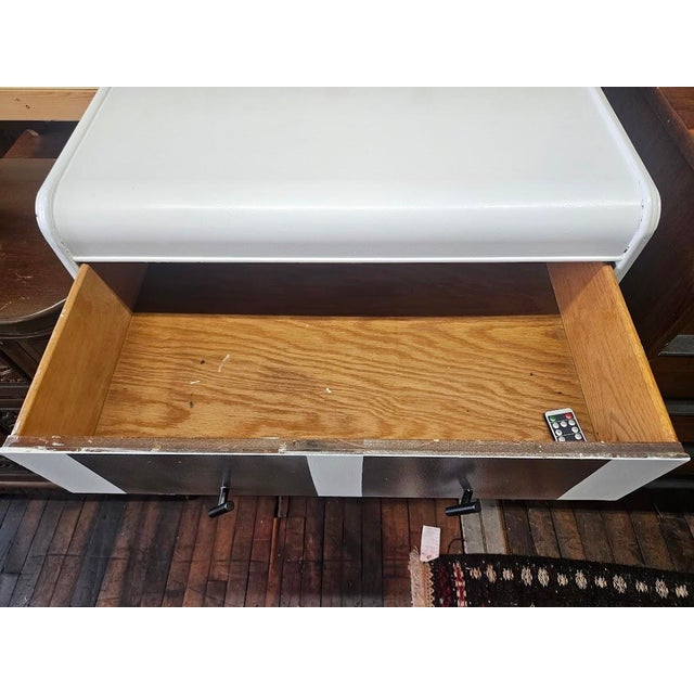 Custom Vintage Vw Bus Waterfall Dresser With Working Headlights For Sale In Providence - Image 6 of 8