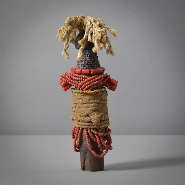 Brown Early 20th Century Original Namchi Namji Beaded Fertility Doll Cameroon For Sale - Image 8 of 9