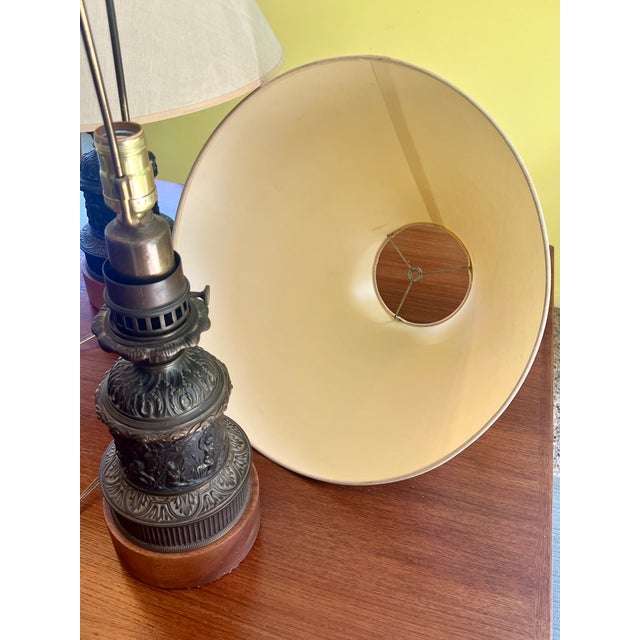 19th Century Bronze Gagneau d'Enghien 25, Paris Oil Lamps - a Pair Converted to Electricity For Sale - Image 15 of 18
