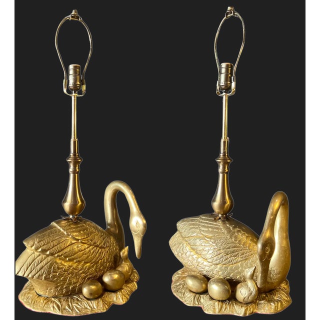 Traditional Mid-Century Brass Swan Signets Brass Table Lamp For Sale - Image 3 of 11