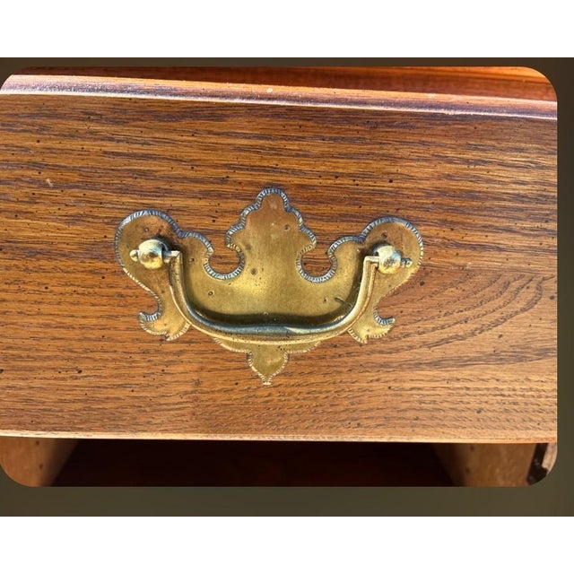 1980s Pennsylvania House Oak Chippendale Desk Cabinet Display Hutch Shelf Chippendale Petite For Sale - Image 14 of 18