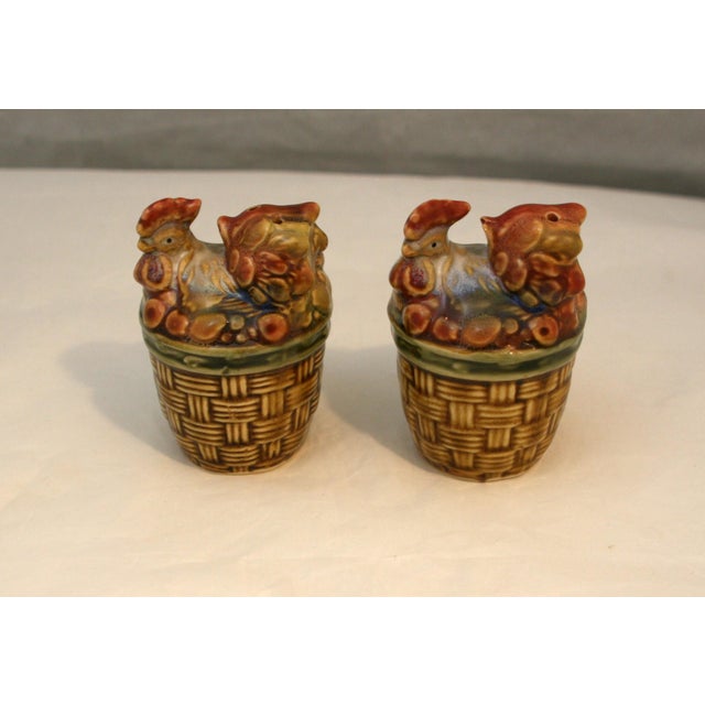Vintage Ceramic Nesting Hens Chickens Salt & Pepper Shakers For Sale In West Palm - Image 6 of 9