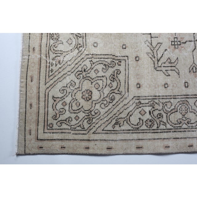 Tribal Vintage Turkish Oushak Rug With Minimal Medallion Design in Soft Neutrals -6' 2'' X 9' 11'' For Sale - Image 3 of 13