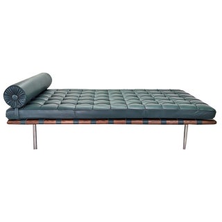 Barcelona Daybed by Mies Van Der Rohe for Knoll International, 2010s For Sale