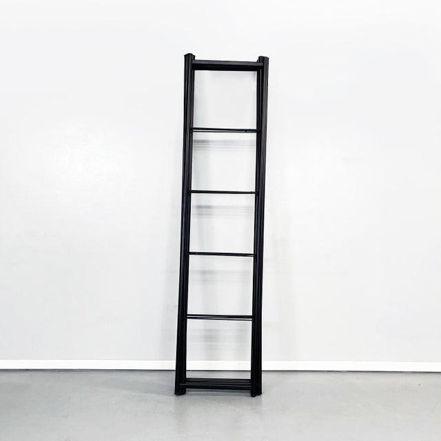 Modern Italian Black Metal and Tempered Glass Bookcase, 1990s For Sale - Image 4 of 18