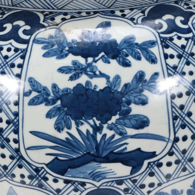 Large 20th Century Guangxu Chinese Export Porcelain Blue & White Ginger Jar Vase and Cover For Sale - Image 4 of 12