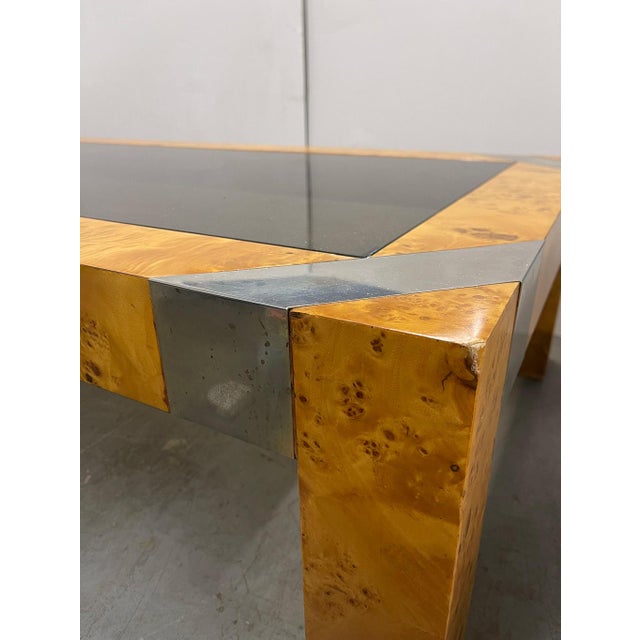 1970s Burl & Smoke Glass Coffee Table With Chrome Trim in the Style of Milo Baughman For Sale - Image 10 of 18