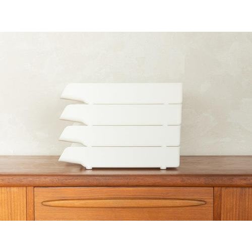 Space Age filing tray, Leitz Depth: 35 cm Width: 26 cm Height: 28 cm Individual shelves: W 26 cm, H 7 cm, D 35 cm Very...