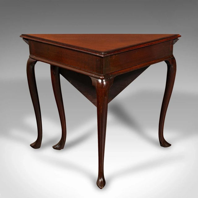 Traditional 1770's Georgian Antique Supper Table For Sale - Image 3 of 11