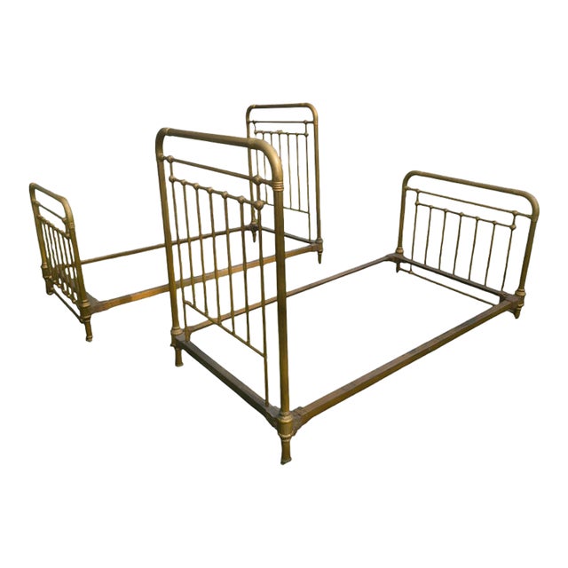 Late 19th Century Whitcomb Metallic Bedstead Co. Heavy Brass Twin Beds - A Pair For Sale