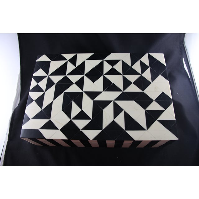 Black and White Geometric Patterned Faux-Bone Inlaid Wood Box For Sale - Image 4 of 8