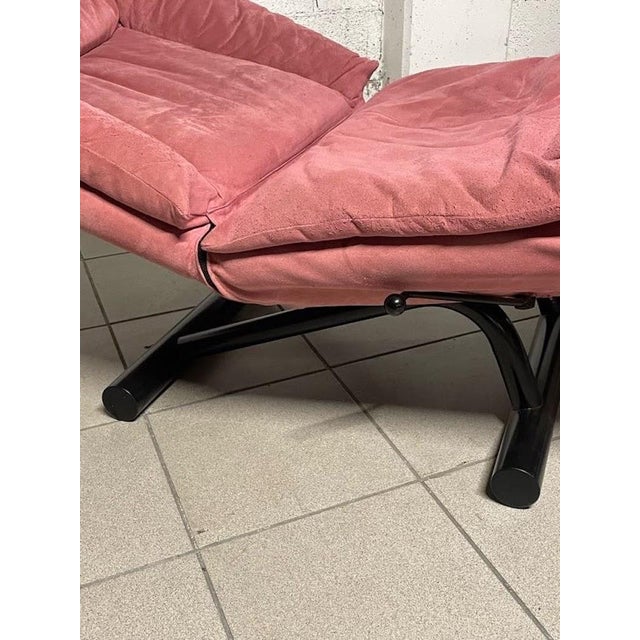 Metal Relaxation Lounge Chair in Red Alcantara from Cinova, 1980s For Sale - Image 7 of 18