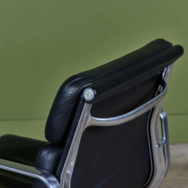 Eames Soft Pad Management Chair for Herman Miller For Sale - Image 13 of 18