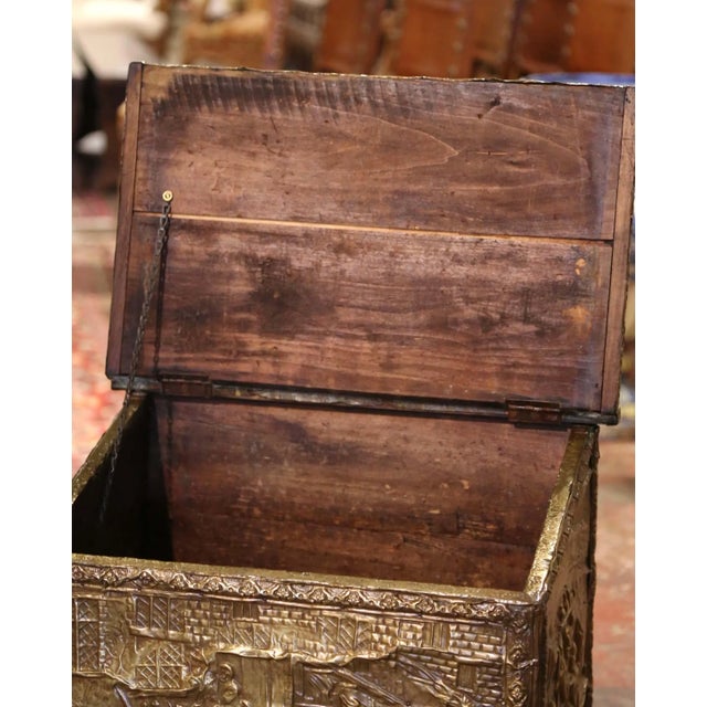 Early 20th Century French Repoussé Brass Fireplace Wood Box on Casters For Sale In Dallas - Image 6 of 9
