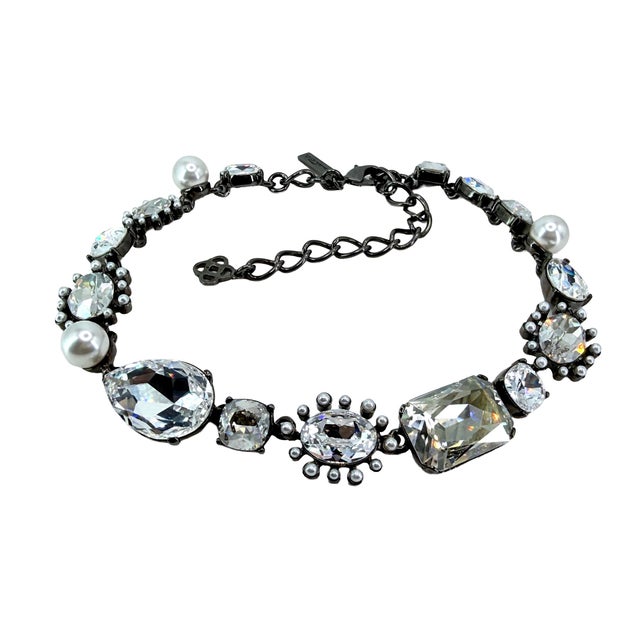 Oscar de la Renta Oscar De La Renta Hematite Plated Crystal Pearl Multi-Stone Statement Necklace For Sale - Image 4 of 14