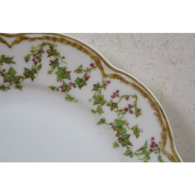 Early 20th Century Antique Haviland Limoges France Scalloped Holly Berry Wreath Plates 6" - Set of 6 For Sale - Image 5 of 9