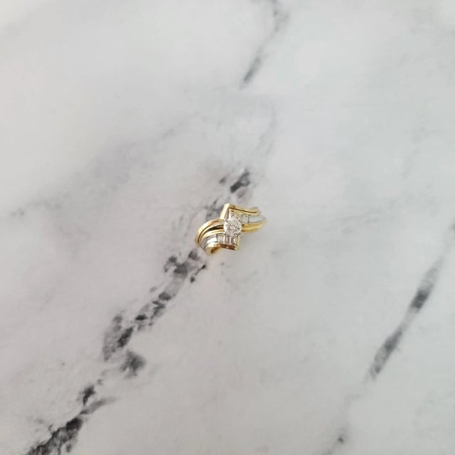 2020s Diamond Wedding Ring Set .75cttw 14k Two-Toned Gold, Size 4 For Sale - Image 5 of 5