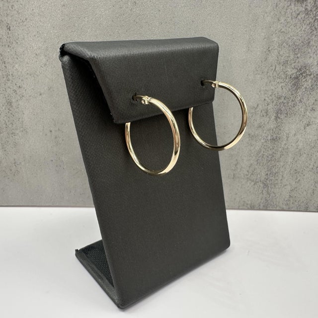 Contemporary Tube Hoop Earrings 14kt Yellow Gold 24.9mm 2.1mm 1.8g Hollow New, Pair For Sale - Image 3 of 6