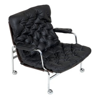 Karin Lounge Chair in Black Leather by Bruno Mathsson for Dux For Sale