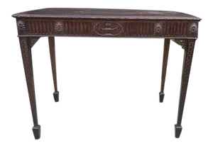 19th C. English / Irish Mahogony Tea Table
