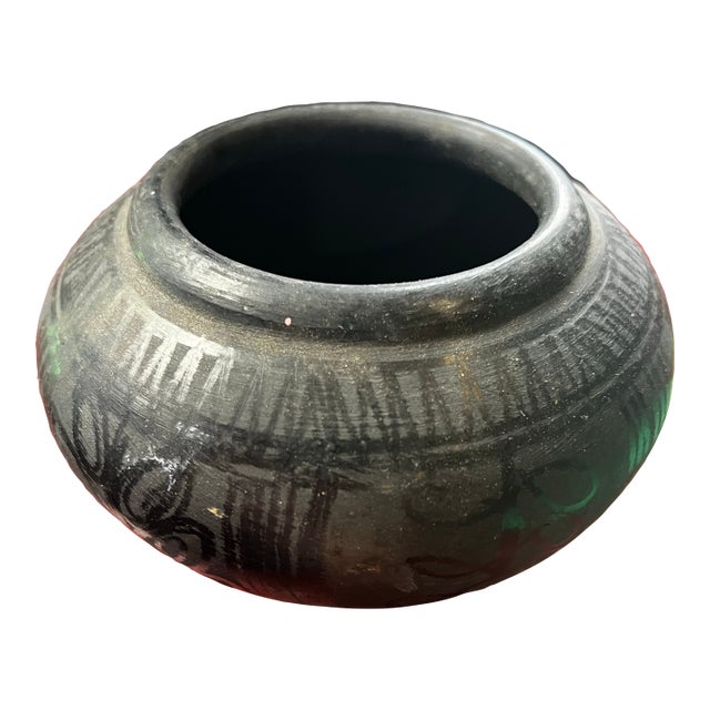 Vintage Blackware Detailed Asian Style Pottery Bowl For Sale
