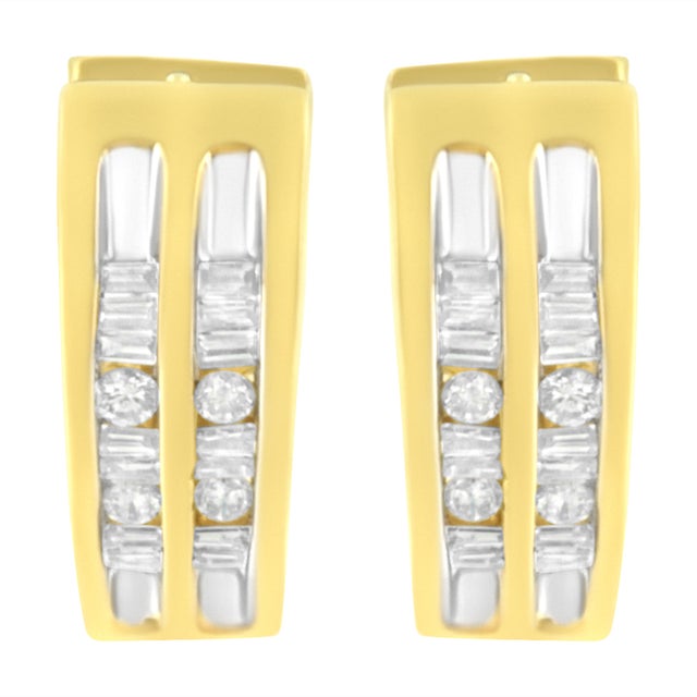 Contemporary 10K Yellow Gold 1/2 cttw Diamond Huggy Heart Hoop Earrings (I-J Clarity, I2-I3 Color) For Sale - Image 3 of 5