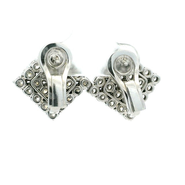 1990s Pair of Italian 18k White Gold 5 Carat Diamond Pavé Cluster Earrings For Sale - Image 17 of 18