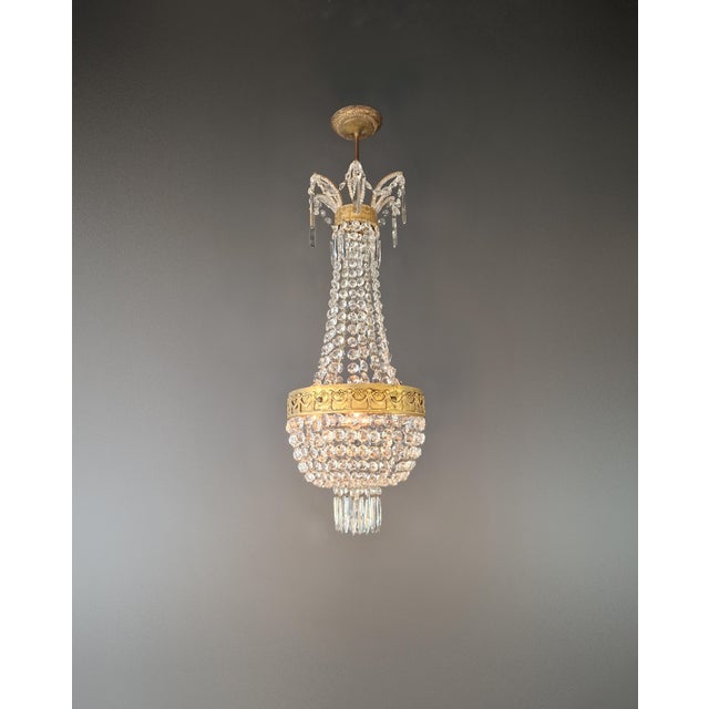 Old chandelier lovingly and expertly restored in Berlin. Electrical installations work in the USA. Rewired and ready to...