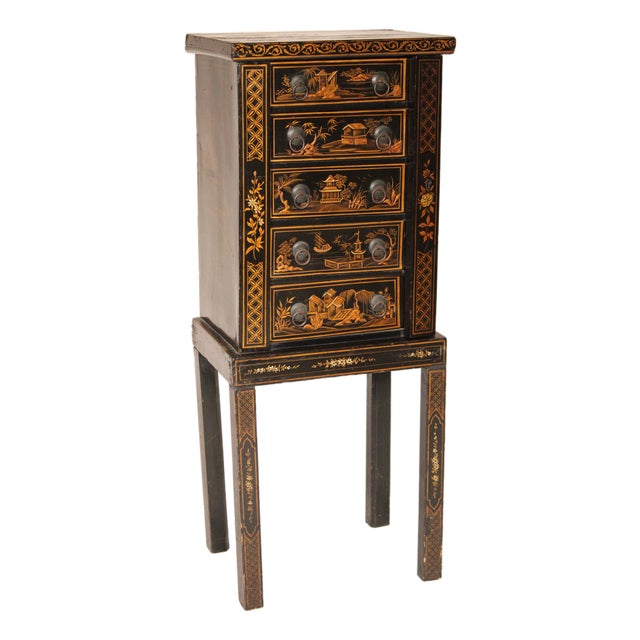 George II Style Chinoiserie Decorated End Table For Sale