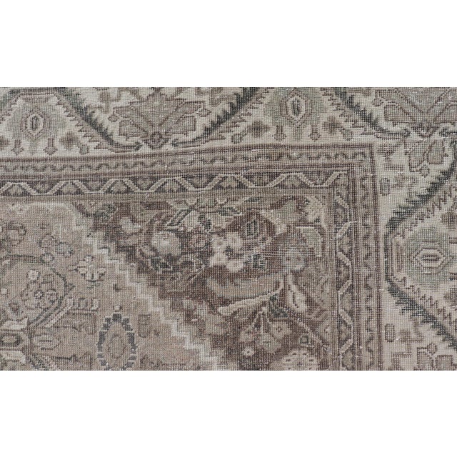 Early 20th Century Antique Persian Sultanabad Rug With Medallion Design in Soft Gray 10'1 X 13'5 For Sale - Image 5 of 11