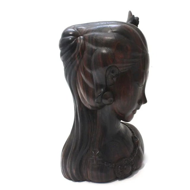Figurative Rosewood Balinese Bust 1960s Vintage For Sale - Image 3 of 14