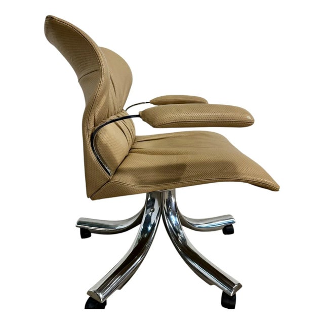 Animal Skin 4 Giovanni Offredi for Saporiti Italia "Onda” Leather Desk Chairs, 1970 For Sale - Image 7 of 10
