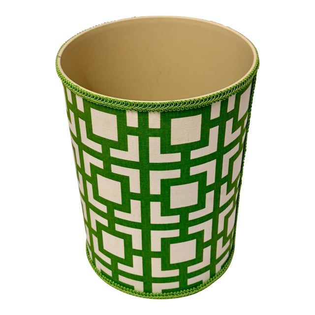 Late 20th Century Emruss Green Greek Key Wastebasket | Palm Beach Regency Style For Sale