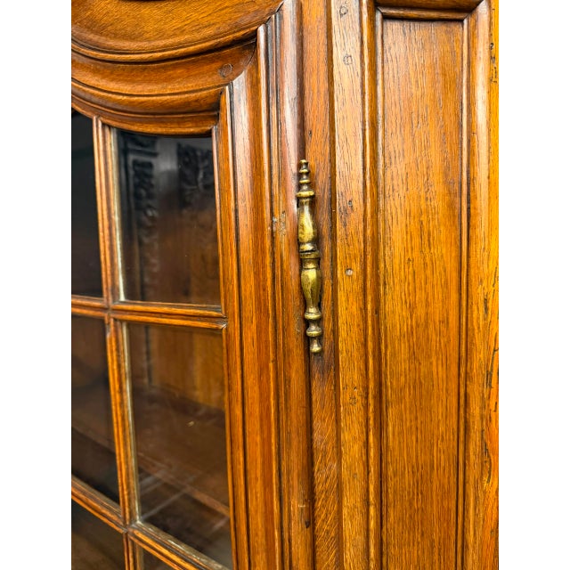 Late 19th Century Louis XV Style French Oak Bookcase With Glazed Glass Door, Circa 1860 For Sale - Image 17 of 18