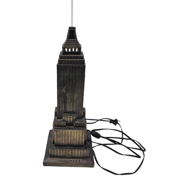 Art Deco Vintage Sarsaparilla Art Deco Empire State Building Lamp – Illuminated Metal Sculpture For Sale - Image 3 of 12