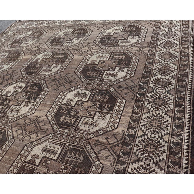 Antique Ersari Rug With Traditional Gul Motifs and Subtle Colors 10'9 X 18'3 For Sale In Atlanta - Image 6 of 12