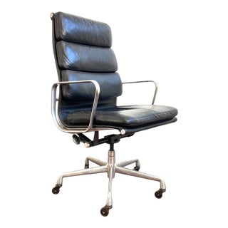 Vintage Charles Eames for Herman Miller Soft Pad Chair For Sale
