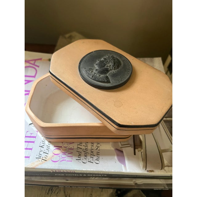 Antique Mid 19th Century Ceramic Box For Sale - Image 4 of 6