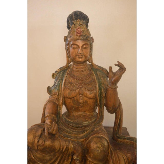 Large Chinese Hand-Carved Polychrome Wood Figure of Guanyin, Late 19th Century. For Sale - Image 4 of 10