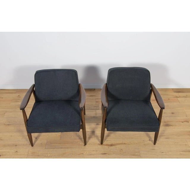 Wood Mid-Century Modern GFM-87 Armchairs by Juliusz Kedziorek for Gościcińskie Furniture, Poland, 1960s, Set of 2 For Sale - Image 7 of 18