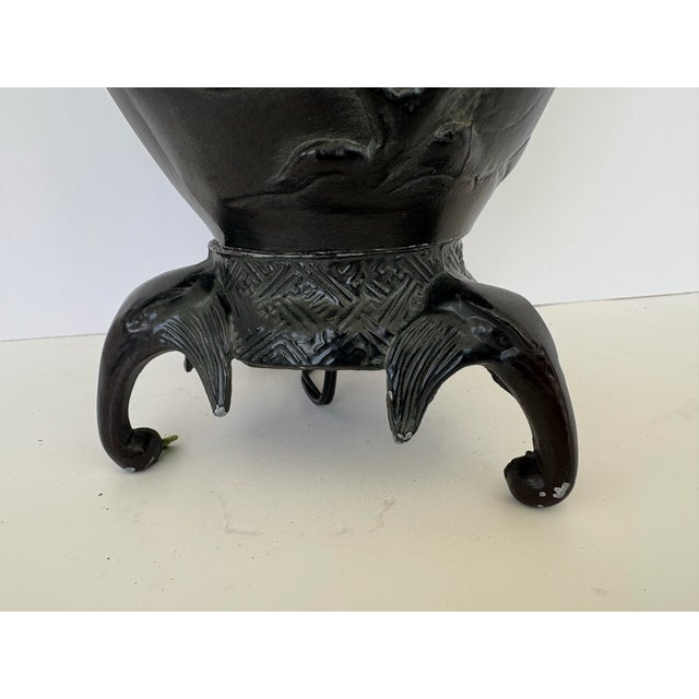 Metal 1980s Asian-Inspired Bronze-Tone Metal Vase Lamp With Dragon & Bird Relief, Tripod Base For Sale - Image 7 of 12