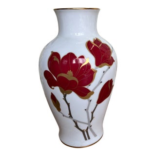Vintage Ceramic Okura China, Inc White Vase With Red Flowers, Box Included For Sale