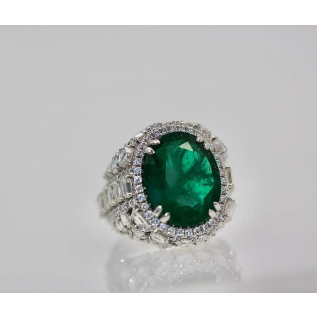 Contemporary Oval Emerald 12.25 Carat Diamond Surround Ring Size 8 For Sale - Image 3 of 9