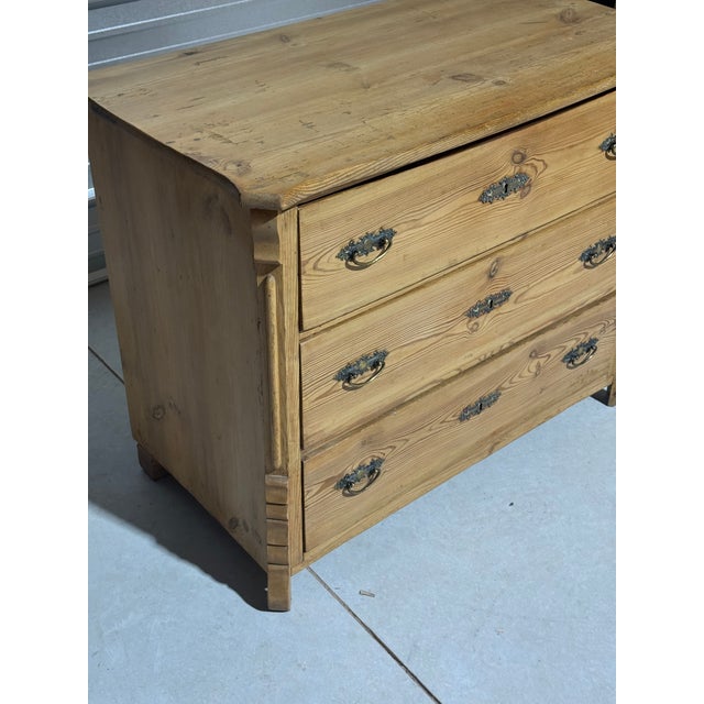 Antique Pine Three Drawers - Chest of Drawers From England For Sale - Image 4 of 18