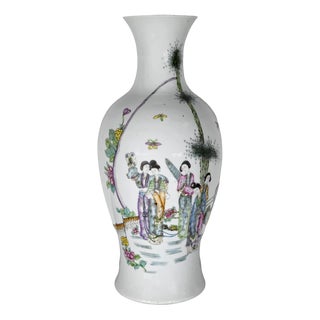 Large Chinese Porcelain Vase, Early 20th Century For Sale