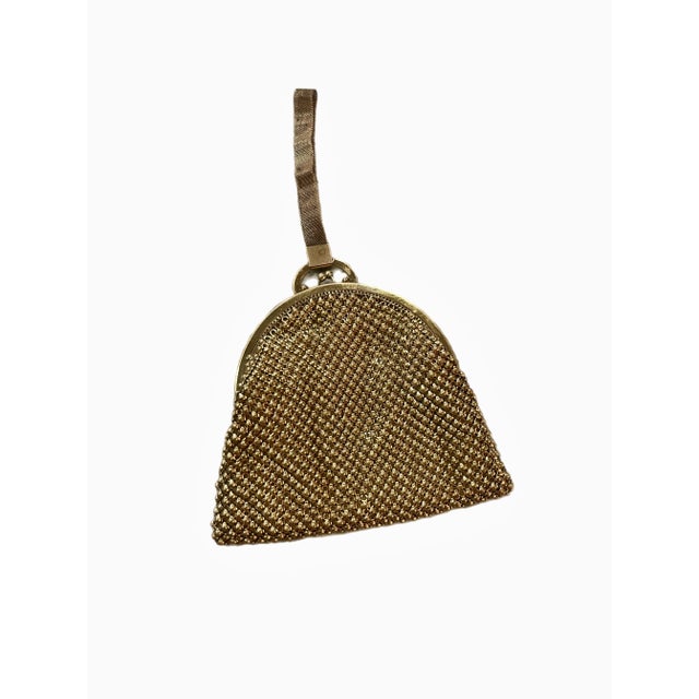 Whiting & Davis 1920s Whiting & Davis Gold Beaded Bag With Mesh Wristlet For Sale - Image 4 of 12