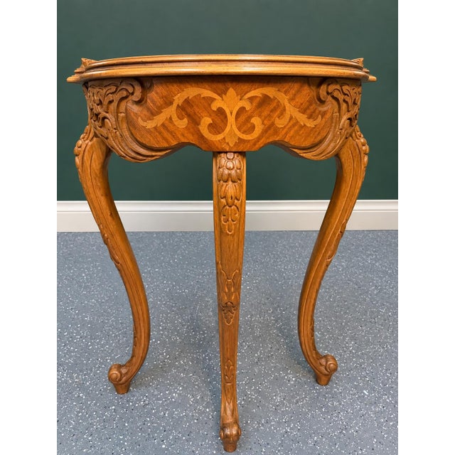 Brown 20th Century French Louis XV Carved Yew and Mahogany Floral Marquetry Side Tables (Pair) For Sale - Image 8 of 9