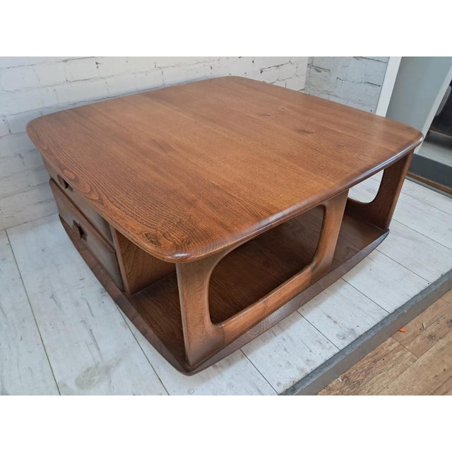 Mid-Century Modern Pandora Coffee Table in Elm by Lucian Ercolani for Ercol, 1980s For Sale - Image 15 of 18