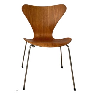 Series 7 Chair in Teak by Arne Jacobsen for Fritz Hansen For Sale